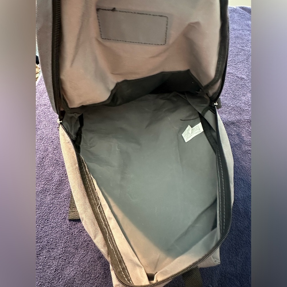 Trailmaker Equipment Gray Backpack - Extremely Li… - image 6